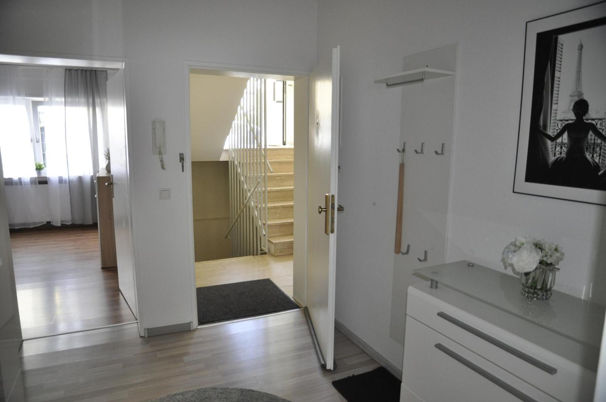Kurstadt Apt Moderne 2Zkb Balkon-Pkw- Stellplatz Check-In 7-24 H บัดเนาไฮม์ ภายนอก รูปภาพ