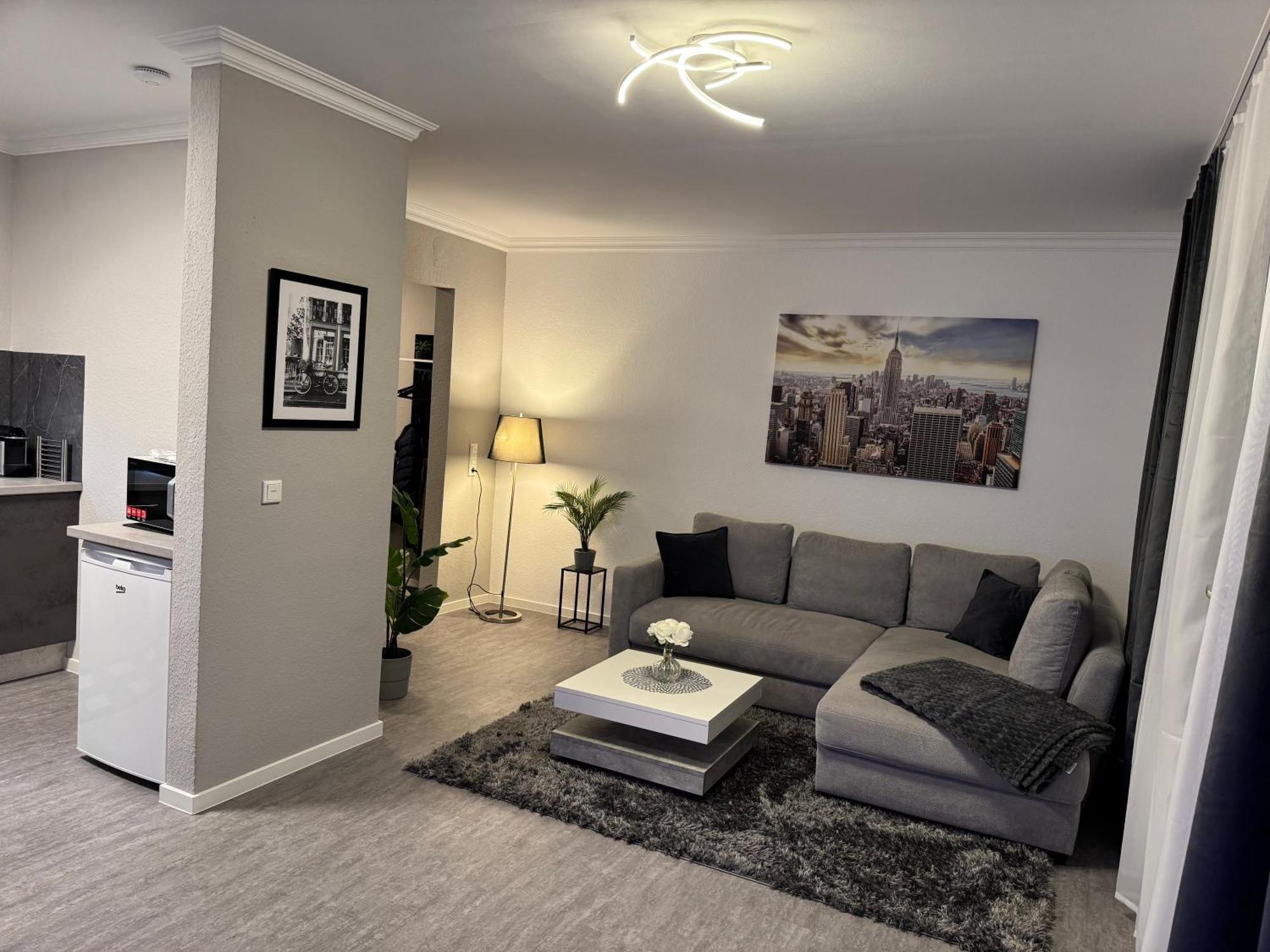 Kurstadt Apt Moderne 2Zkb Balkon-Pkw- Stellplatz Check-In 7-24 H บัดเนาไฮม์ ภายนอก รูปภาพ
